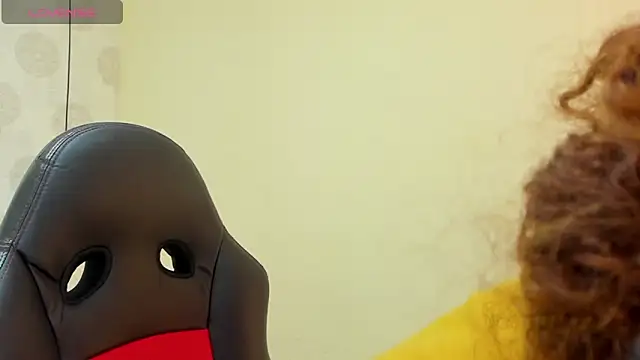 MELINAMARTINS online show from 11.01.25