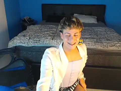 Snapshot of mchissexx chatting on 10.23.25 mchissexx online show from 10.23.25