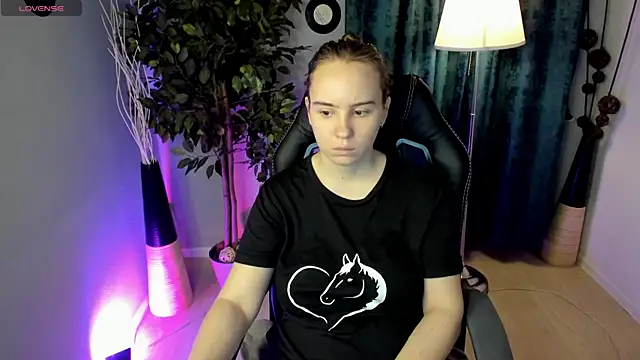 Lika 0ne online show from 02.14.26