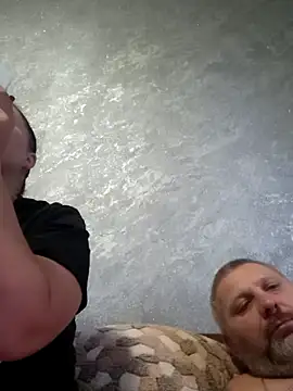 Snapshot of Greta_Tamar chatting on 10.26.25 Greta Tamar online show from 10.26.25