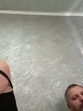 Snapshot of Greta_Tamar chatting on 11.09.25 Greta Tamar online show from 11.09.25