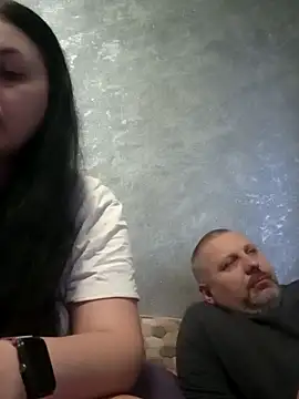 Snapshot of Greta_Tamar chatting on 12.04.25 Greta Tamar online show from 12.04.25