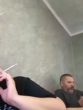 Greta Tamar online show from 12.20.25