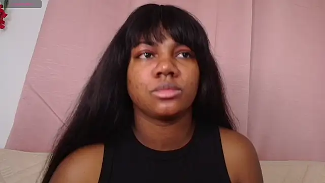 Snapshot of Daphnewalker__ chatting on 06.22.26 Daphnewalker online show from 06.22.26