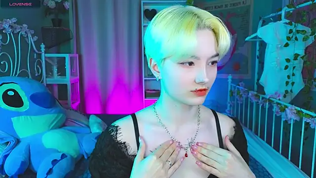 Akemi Sora  online show from 03.20.25