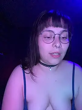 Snapshot of Solo_yoss chatting on 02.10.26 Solo yoss online show from 02.10.26