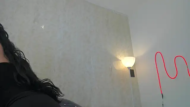 Snapshot of AntoniSantoss chatting on 10.24.25 AntoniSantoss online show from 10.24.25