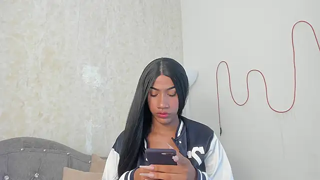 Snapshot of AntoniSantoss chatting on 11.06.25 AntoniSantoss online show from 11.06.25