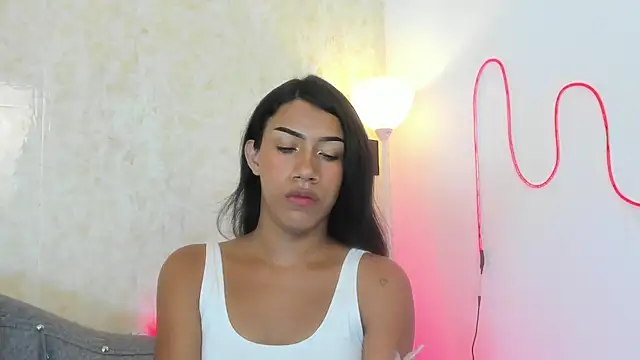 Snapshot of AntoniSantoss chatting on 11.27.25 AntoniSantoss online show from 11.27.25