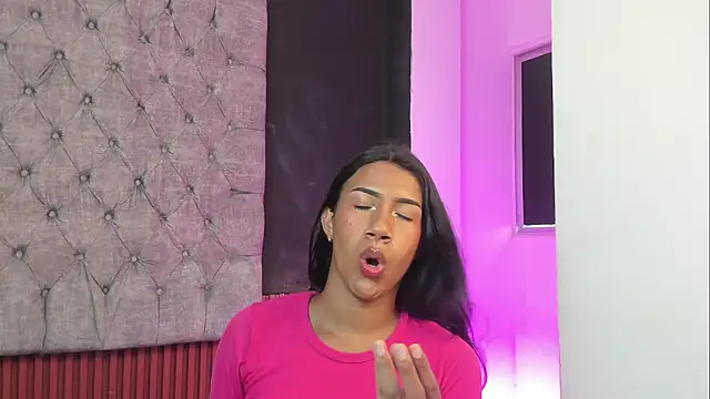 Snapshot of AntoniSantoss chatting on 02.13.26 AntoniSantoss online show from 02.13.26