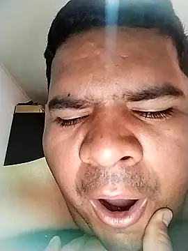 Snapshot of oscarshow24 chatting on 02.22.25 oscarshow24 online show from 02.22.25