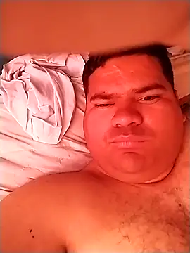 Snapshot of oscarshow24 chatting on 03.04.25 oscarshow24 online show from 03.04.25