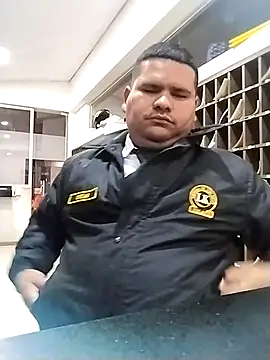 Snapshot of oscarshow24 chatting on 03.22.25 oscarshow24 online show from 03.22.25