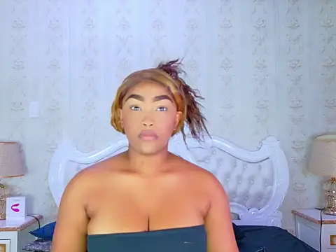 TianahGlow online show from 09.18.25