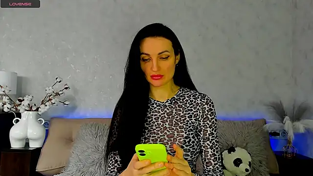 Tina Mart online show from 02.16.26