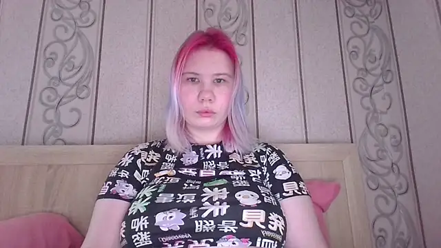 Little kitsune1707 online show from 10.27.25