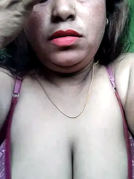 Snapshot of rani130 chatting on 11.05.25 rani130 online show from 11.05.25