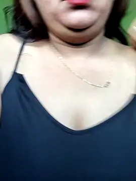 Snapshot of rani130 chatting on 02.14.26 rani130 online show from 02.14.26