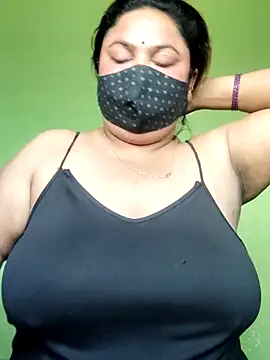 Snapshot of rani130 chatting on 02.17.26 rani130 online show from 02.17.26