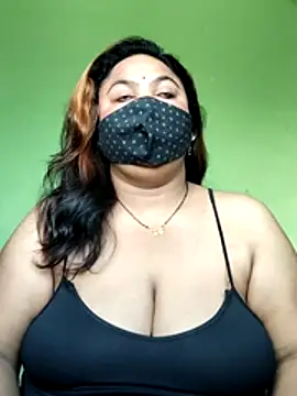 Snapshot of rani130 chatting on 02.27.26 rani130 online show from 02.27.26