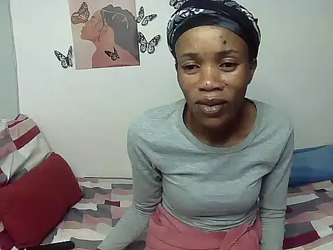 Queen Pxoxo online show from 03.15.25