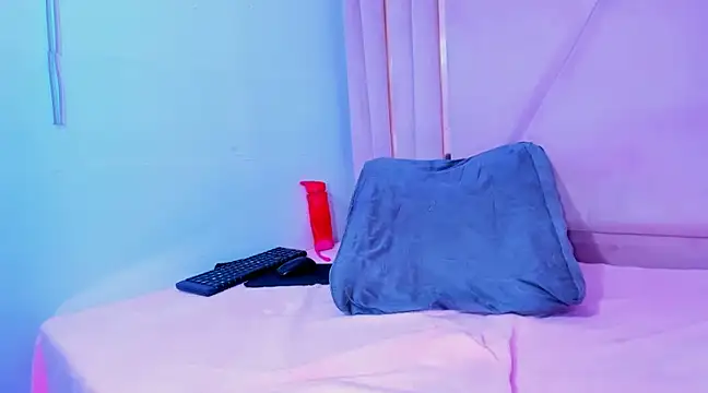 Snapshot of EvansDarling chatting on 03.13.25 EvansDarling online show from 03.13.25