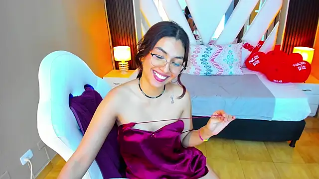Cristin Petite online show from 02.16.25