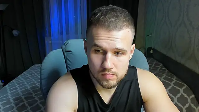 Snapshot of Vladik_b chatting on 02.26.25 Vladik b online show from 02.26.25