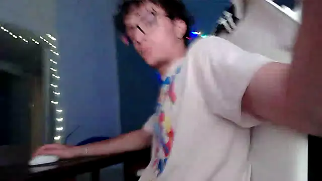 Manuhot001 online show from 07.27.26