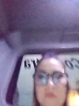 Snapshot of CandieGilson__ chatting on 09.17.25 CandieGilson online show from 09.17.25