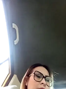 Snapshot of CandieGilson__ chatting on 10.15.25 CandieGilson online show from 10.15.25