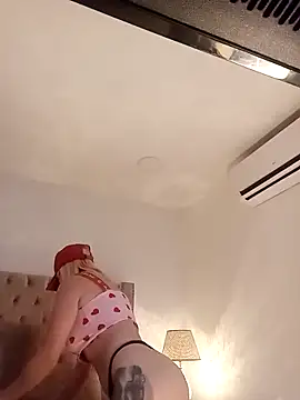 CandieGilson   online show from 02.04.26