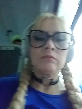CandieGilson   online show from 05.28.26