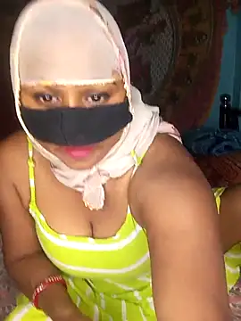 Snapshot of Sweet-jasmin chatting on 02.24.26 Sweet-jasmin online show from 02.24.26