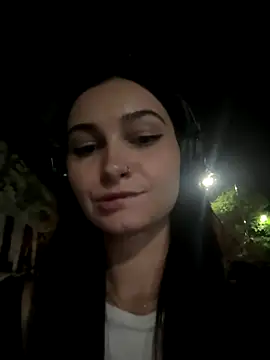 lunalovelee online show from 09.26.25