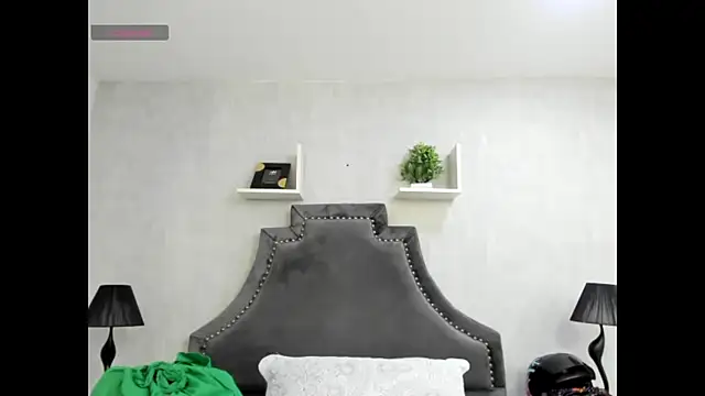 EmiliaRose  online show from 11.21.25