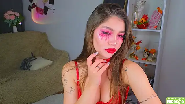 Caroline  Brown online show from 10.30.25