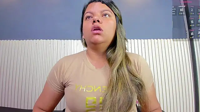 Aida-nicolle online show from 10.10.25