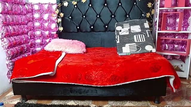 Snapshot of poisondost_hot chatting on 02.16.25 poisondost hot online show from 02.16.25