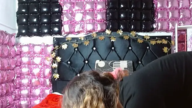 Snapshot of poisondost_hot chatting on 02.23.25 poisondost hot online show from 02.23.25