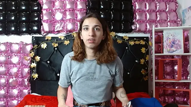 Snapshot of poisondost_hot chatting on 02.23.25 poisondost hot online show from 02.23.25