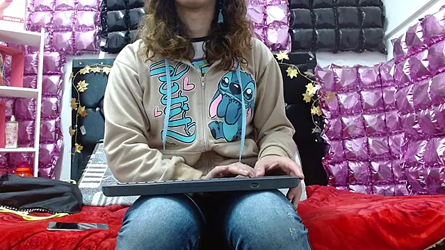 Snapshot of poisondost_hot chatting on 09.10.25 poisondost hot online show from 09.10.25