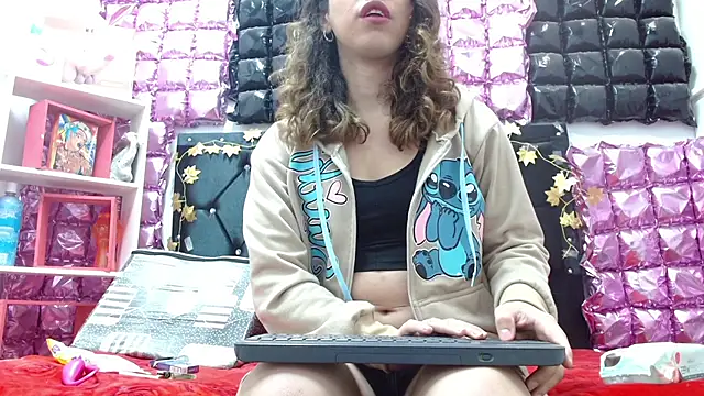 Snapshot of poisondost_hot chatting on 09.26.25 poisondost hot online show from 09.26.25