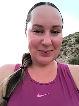 Mona Plus online show from 09.11.25