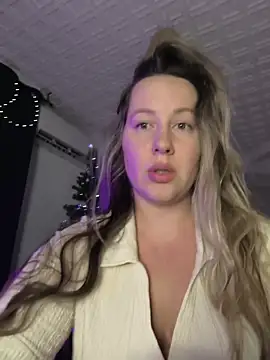 Mona Plus online show from 01.07.26