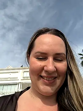 Mona Plus online show from 02.11.26