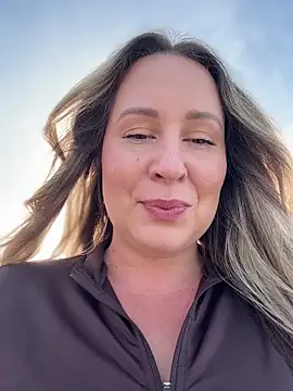 Mona Plus online show from 04.23.26