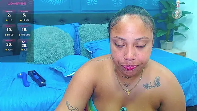 rebeka kenye online show from 11.22.25