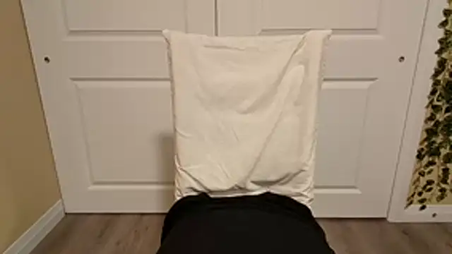 Snapshot of emilysparkss chatting on 03.31.26 emilysparkss online show from 03.31.26