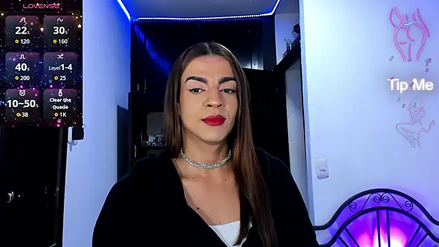 Snapshot of Dollcatalina chatting on 11.07.25 Dollcatalina online show from 11.07.25